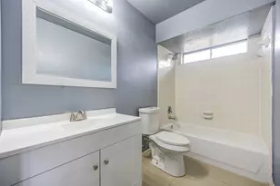 2318 Stoneburg Ct, Sugar Land, TX 77479 - Photo 42