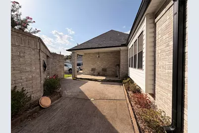 222 Pin Oak Drive, Baytown, TX 77520 - Photo 38