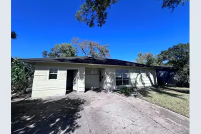 5831 Belneath Street, Houston, TX 77033 - Photo 1