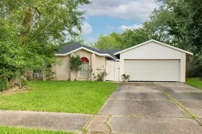 2427 Fairgreen Drive, Missouri City, TX 77489 - Photo 2