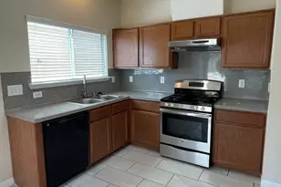 1755 Nichole Woods Dr, Houston, TX 77047 - Photo 2