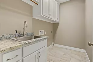 1859 E Lake Dr, Huntsville, TX 77340 - Photo 28
