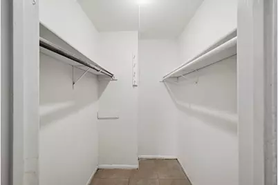 9616 Long Point Road #33, Houston, TX 77055 - Photo 14
