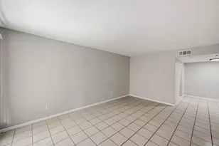 9616 Long Point Rd, Houston, TX 77055 - Photo 4