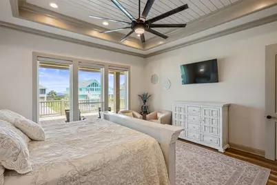 3721 Biscayne Beach Road, Crystal Beach, TX 77650 - Photo 18