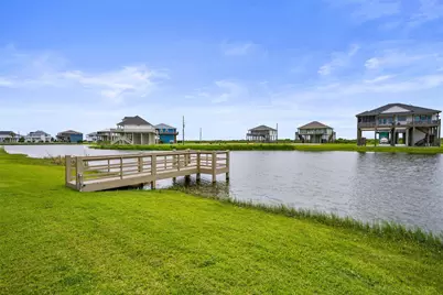 3721 Biscayne Beach Road, Crystal Beach, TX 77650 - Photo 44