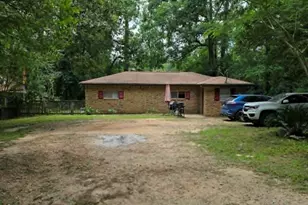 8312 Elm Dr, Montgomery, TX 77316 - Photo 2