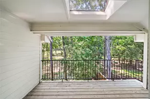 38 N Castlegreen Cir, The Woodlands, TX 77381 - Photo 20