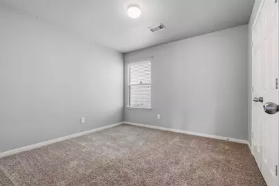 718 Sun Lodge Drive, Houston, TX 77073 - Photo 18