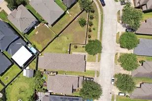 718 Sun Lodge Dr, Houston, TX 77073 - Photo 2