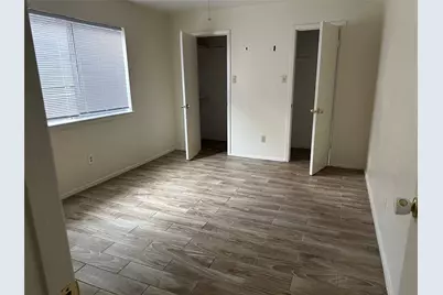 13910 Towne Way Drive, Sugar Land, TX 77498 - Photo 2