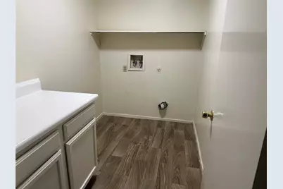 13910 Towne Way Drive, Sugar Land, TX 77498 - Photo 12