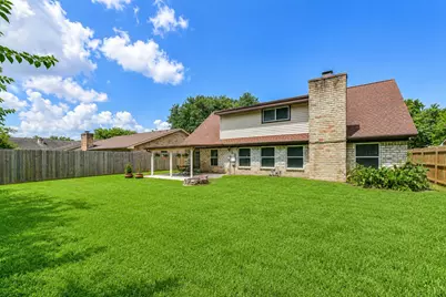 9818 Sagepike Drive, Houston, TX 77089 - Photo 24