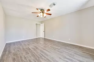 9818 Sagepike Dr, Houston, TX 77089 - Photo 12