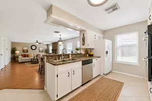 9818 Sagepike Dr, Houston, TX 77089 - Photo 8