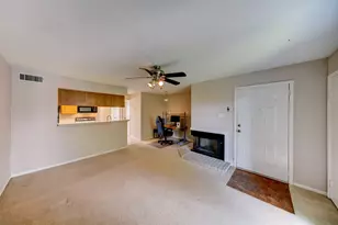 18617 Egret Bay Blvd, Webster, TX 77058 - Photo 4