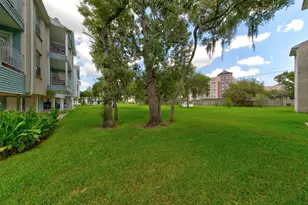 18617 Egret Bay Blvd, Webster, TX 77058 - Photo 20