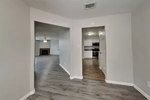 9829 Hyacinth Way, Conroe, TX 77385 - Photo 6