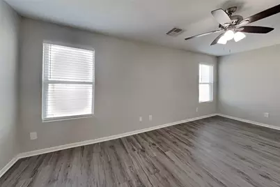 9829 Hyacinth Way, Conroe, TX 77385 - Photo 18