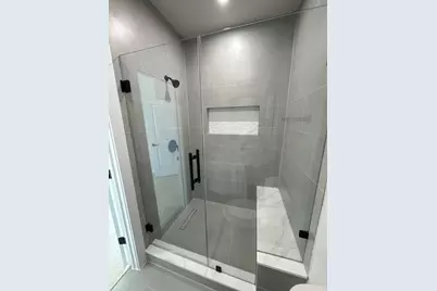 328 Janisch #C, Houston, TX 77018 - Photo 20