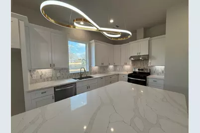 328 Janisch #C, Houston, TX 77018 - Photo 10