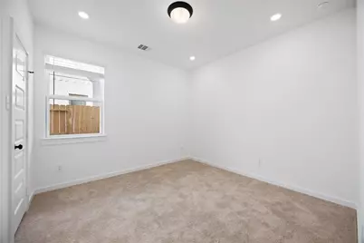 8310 Amethyst Valley Lane, Angleton, TX 77515 - Photo 10