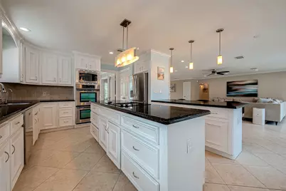 2123 Rosefield Drive, Houston, TX 77080 - Photo 16