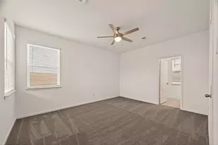 2915 Copper Fls Dr, Iowa Colony, TX 77583 - Photo 24