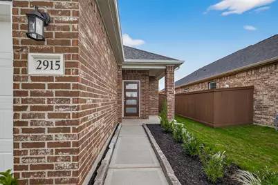 2915 Copper Falls Drive, Iowa Colony, TX 77583 - Photo 6