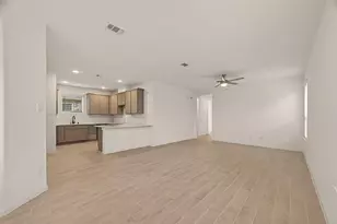 2915 Copper Fls Dr, Iowa Colony, TX 77583 - Photo 10