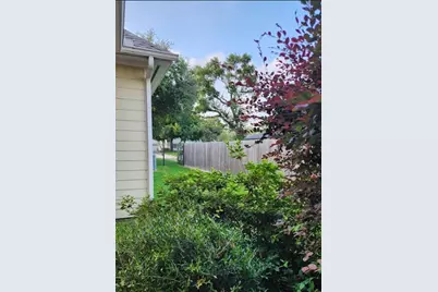 745 W 42nd Street, Houston, TX 77018 - Photo 2