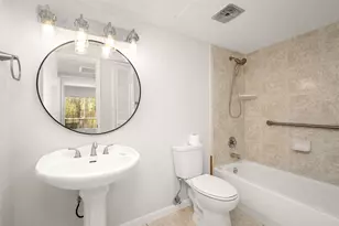 2238 S Piney Point Rd, Houston, TX 77063 - Photo 18