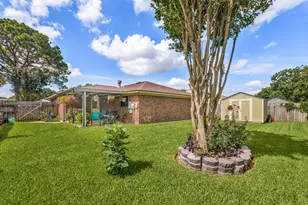 408 28th Ave N, Texas City, TX 77590 - Photo 18