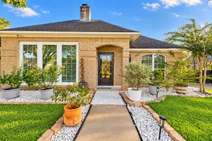 15035 Vistamont Dr, Houston, TX 77083 - Photo 2