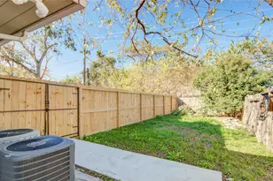 5902 Hornwood Dr A, Houston, TX 77081 - Photo 22