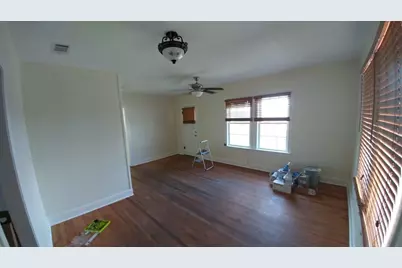 5217 Avenue N 1/2, Galveston, TX 77551 - Photo 20