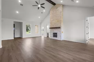 1720 Flintlock Ct, Angleton, TX 77515 - Photo 14