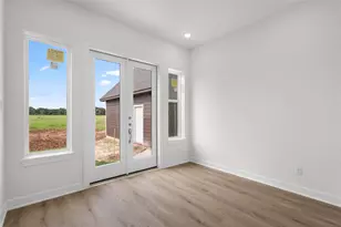 1720 Flintlock Ct, Angleton, TX 77515 - Photo 8