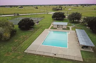 1720 Flintlock Ct, Angleton, TX 77515 - Photo 44