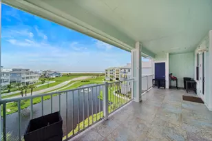 4121 Pointe W Dr, Galveston, TX 77554 - Photo 1