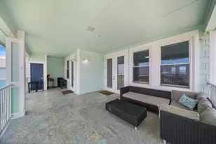 4121 Pointe W Dr, Galveston, TX 77554 - Photo 4