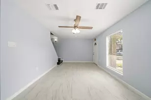 6910 Paso Del Sol Dr, Houston, TX 77083 - Photo 4
