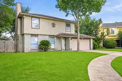 6910 Paso Del Sol Drive, Houston, TX 77083 - Photo 2