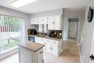 31 N Drifting Leaf Ct, The Woodlands, TX 77380 - Photo 12