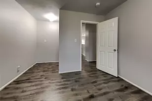 9218 Rosewell Ct, Houston, TX 77095 - Photo 2