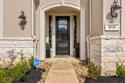 1021 Lakemont Bend Lane, Pinehurst, TX 77362 - Photo 4