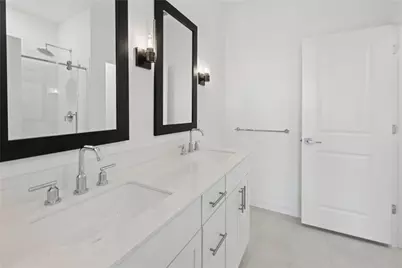 8434 Tranquil Bay Court, Baytown, TX 77523 - Photo 2