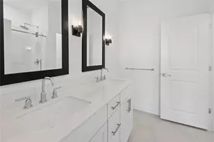 8434 Tranquil Bay Ct, Baytown, TX 77523 - Photo 2