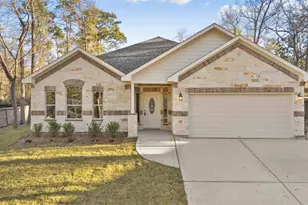 512 Sandy Oaks Dr, Huntsville, TX 77340 - Photo 2