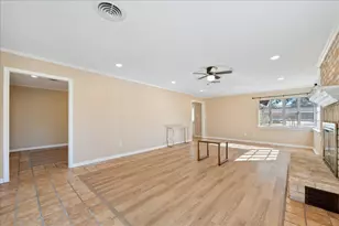 1905 Avenue D, Katy, TX 77493 - Photo 6